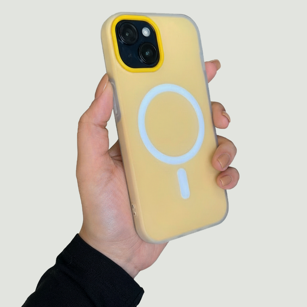 iPhone 15 MagSafe Case – Yellow Edition