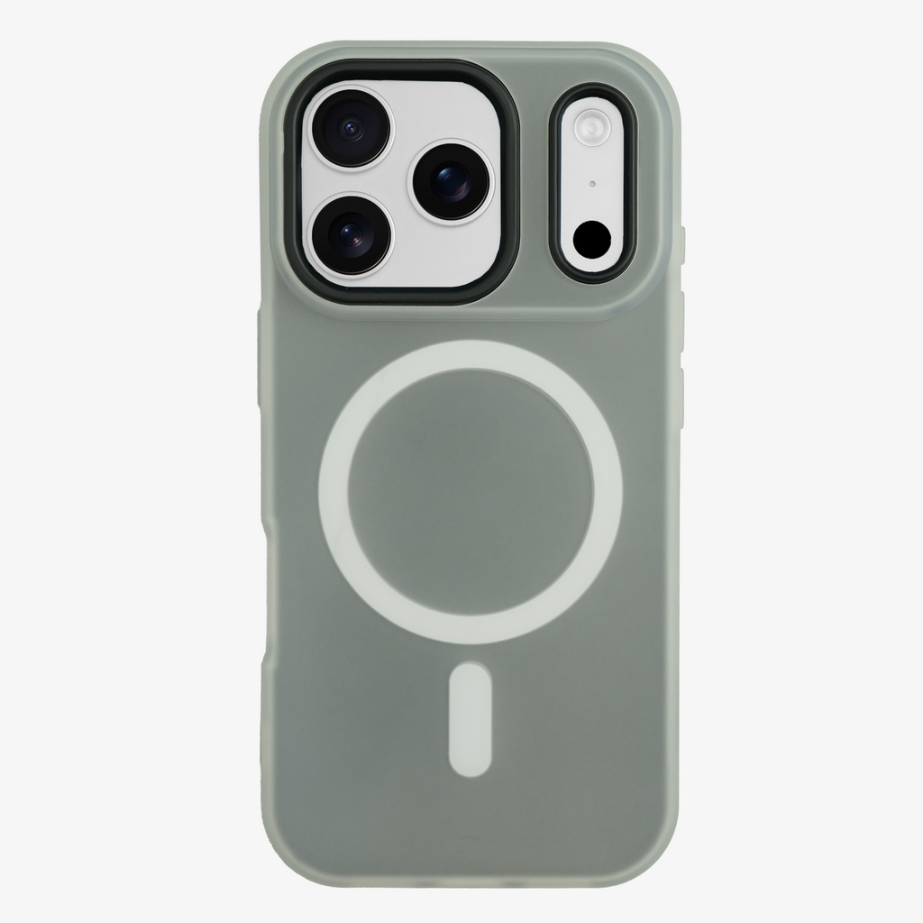 iPhone 17 Pro Max MagSafe Case – Black Edition